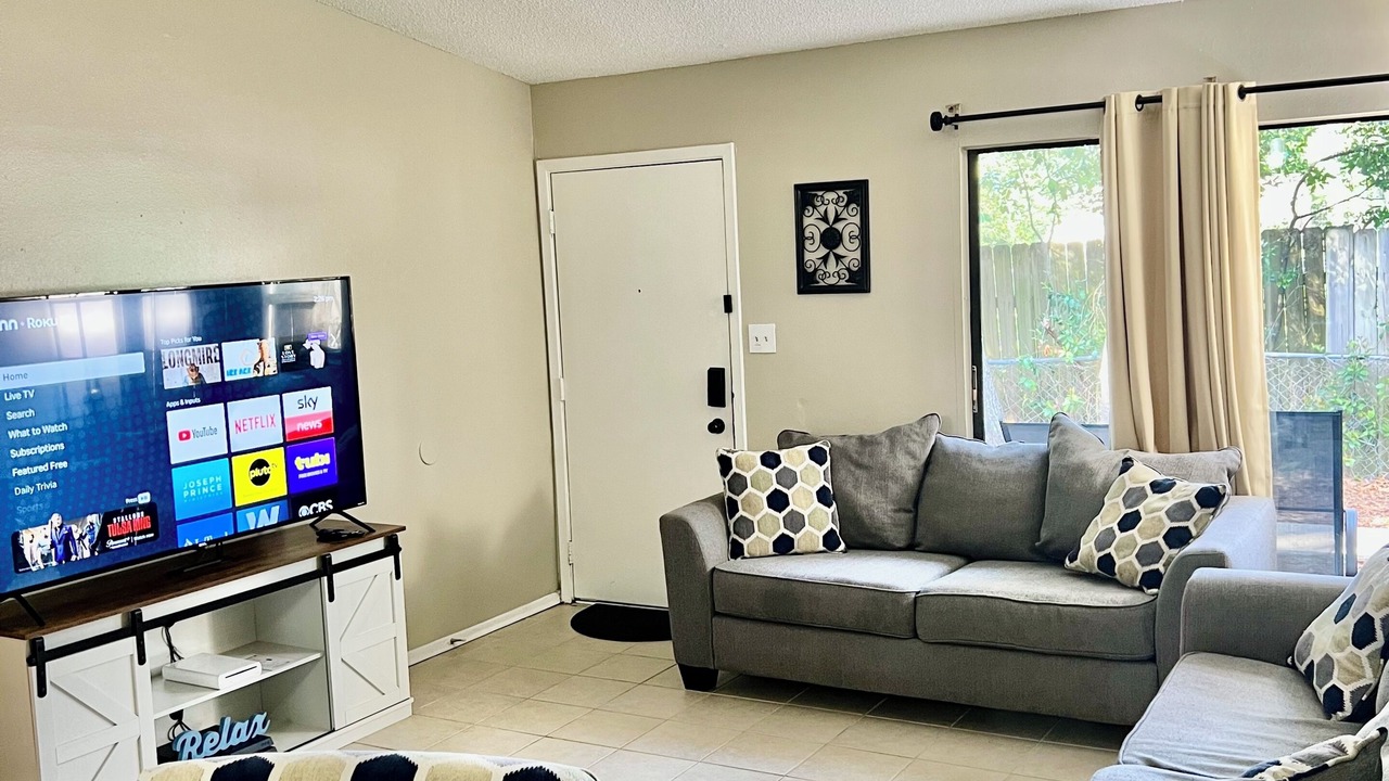 Photo of Livingroom in Brent