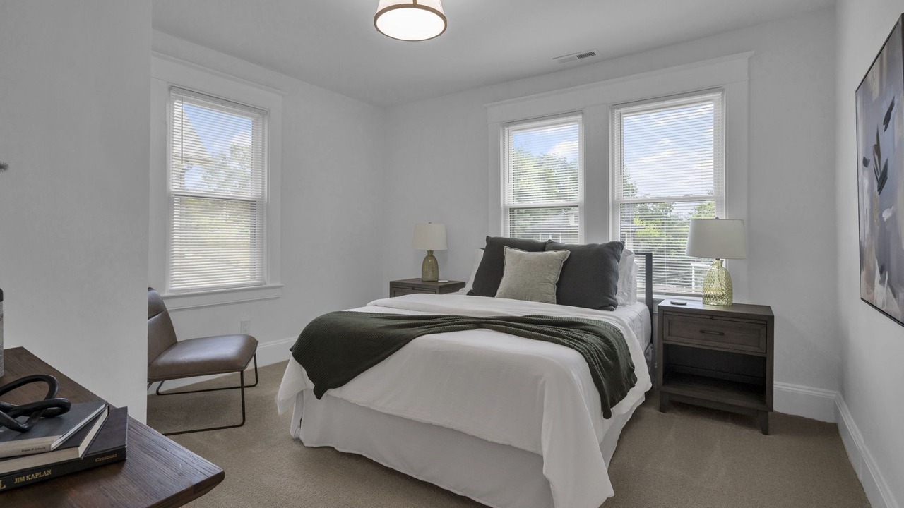 Photo of Bedroom in Downtown