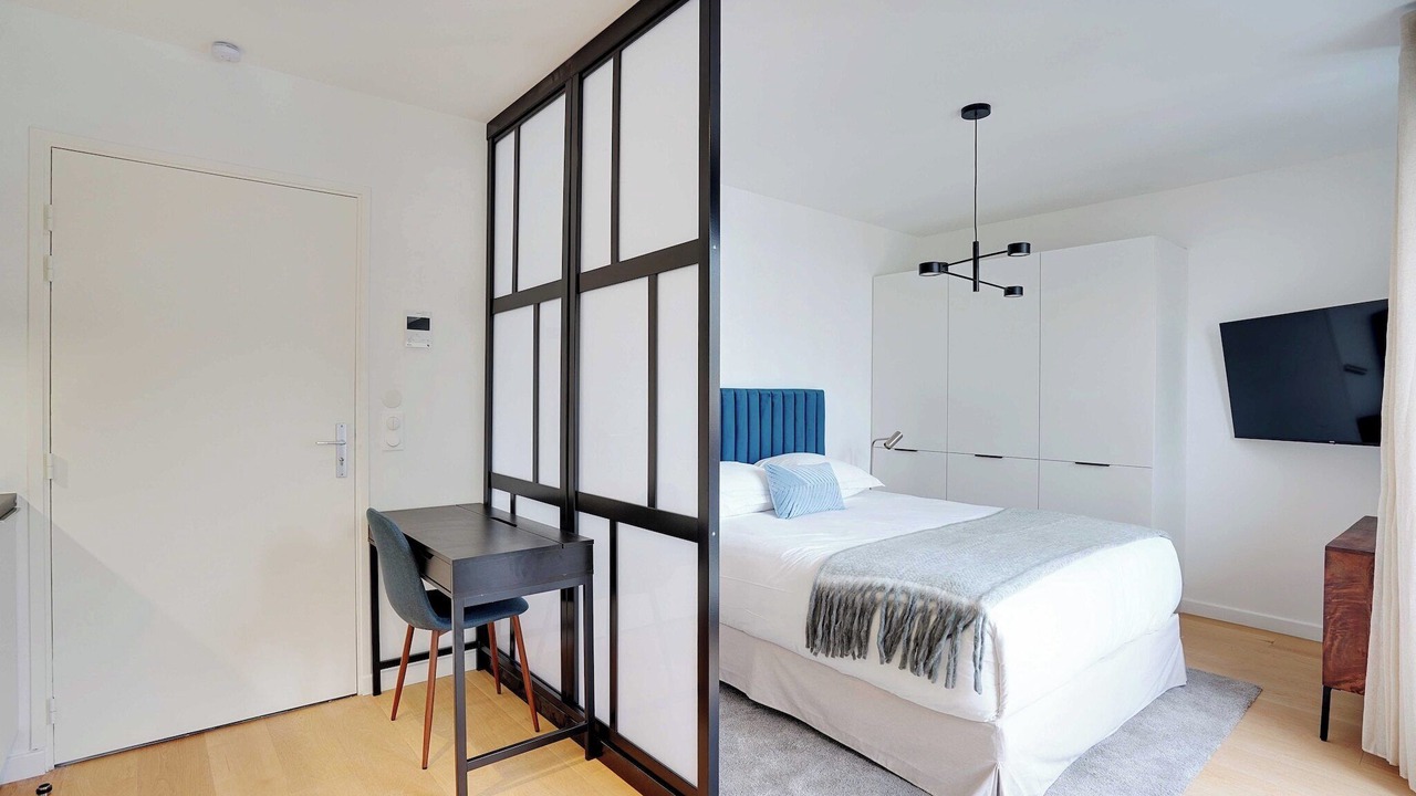 Photo of Bedroom in Levallois-Perret