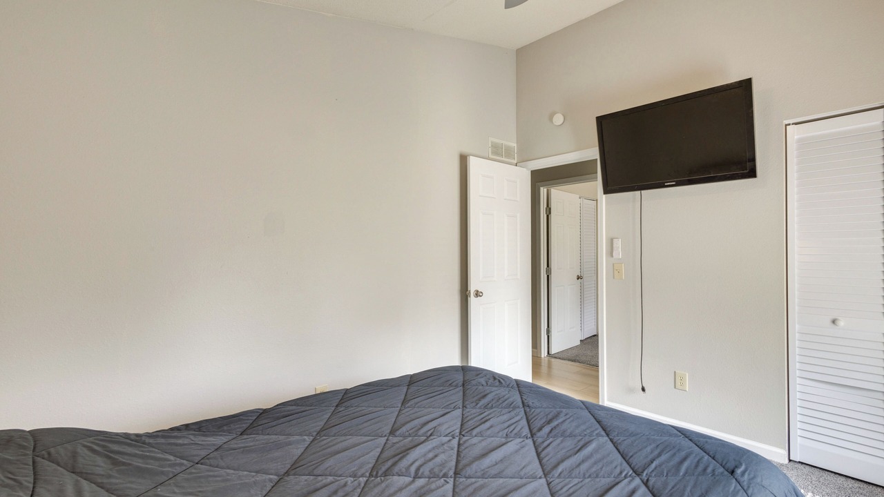 Photo of Bedroom in Pontoon Beach