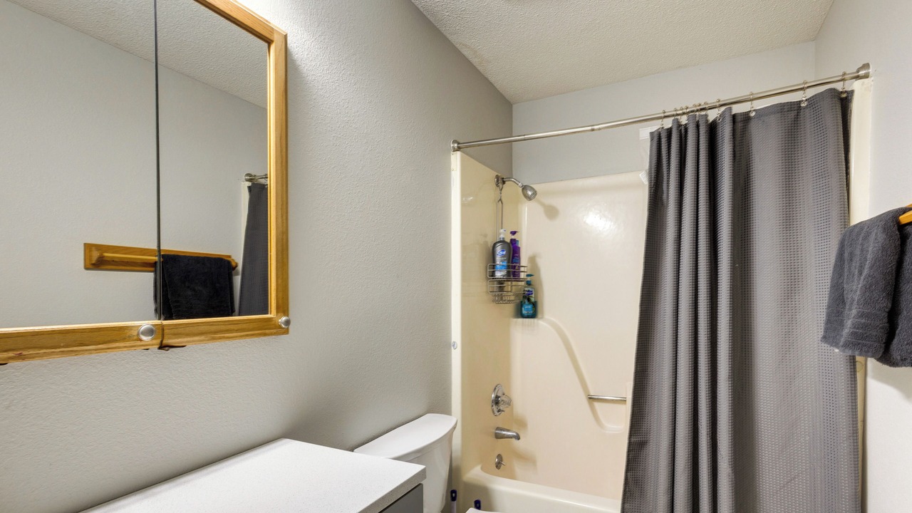 Photo of Bathroom in Pontoon Beach