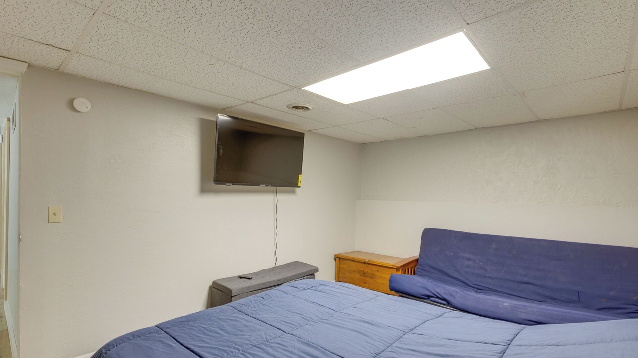 Photo of Bedroom in Pontoon Beach