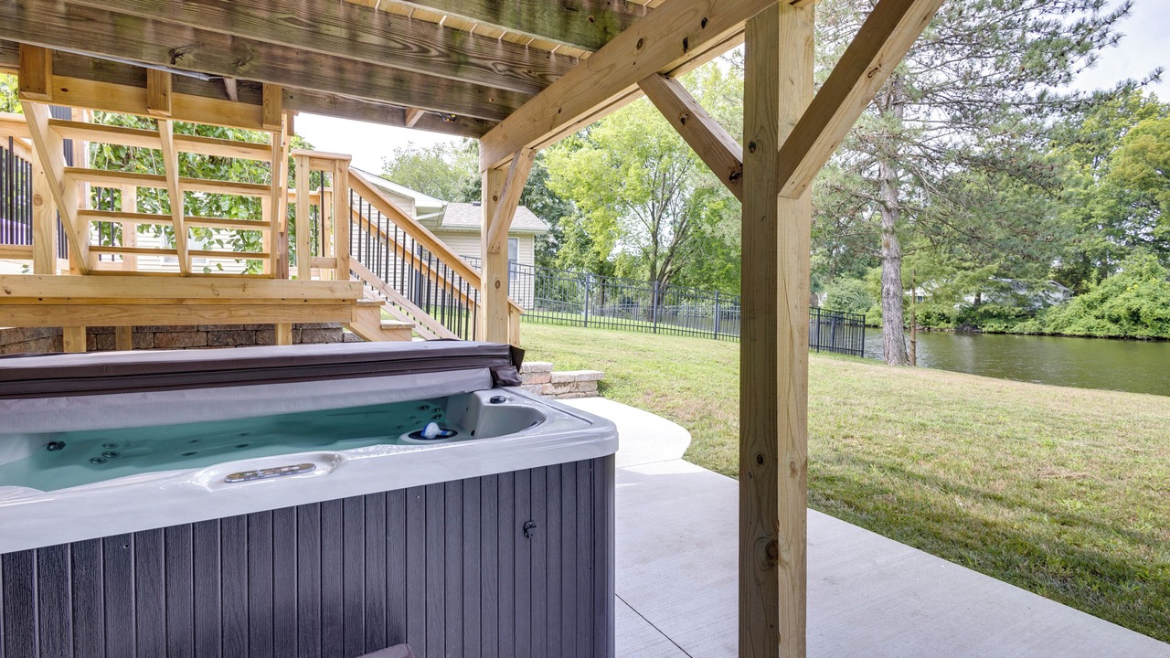 Photo of Outdoor in Pontoon Beach