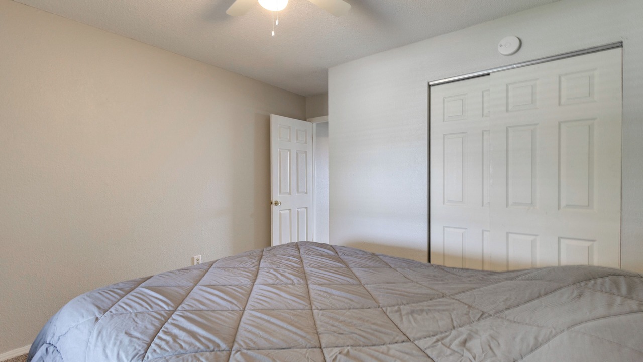 Photo of Bedroom in Pontoon Beach