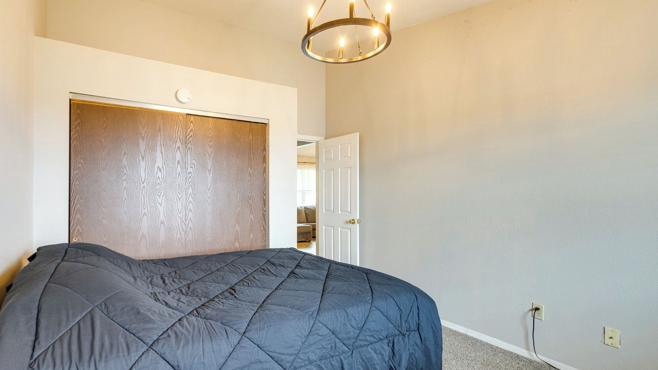 Photo of Bedroom in Pontoon Beach