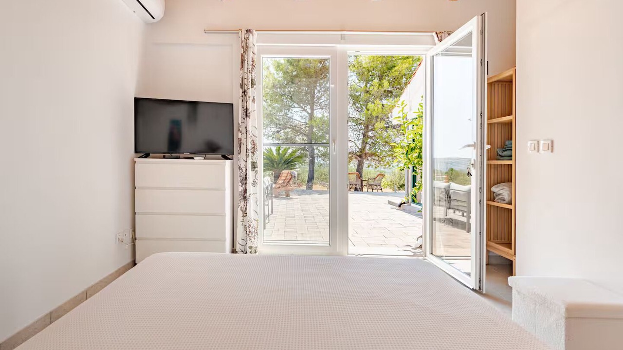 Photo of Bedroom in Marina