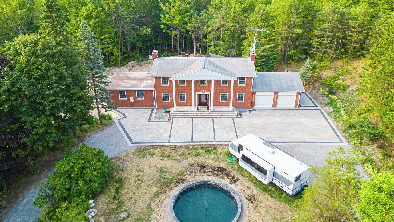 Photo of Outdoor in Uxbridge