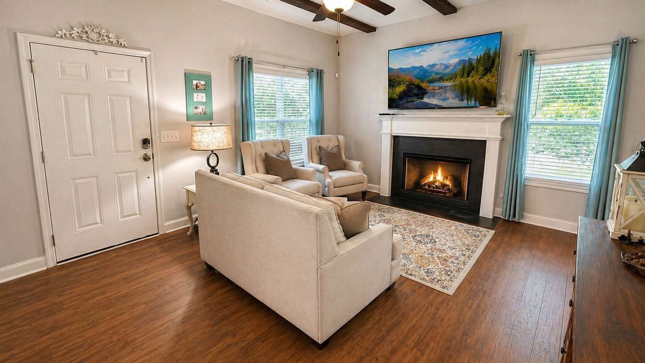 Photo of Livingroom in Cumming