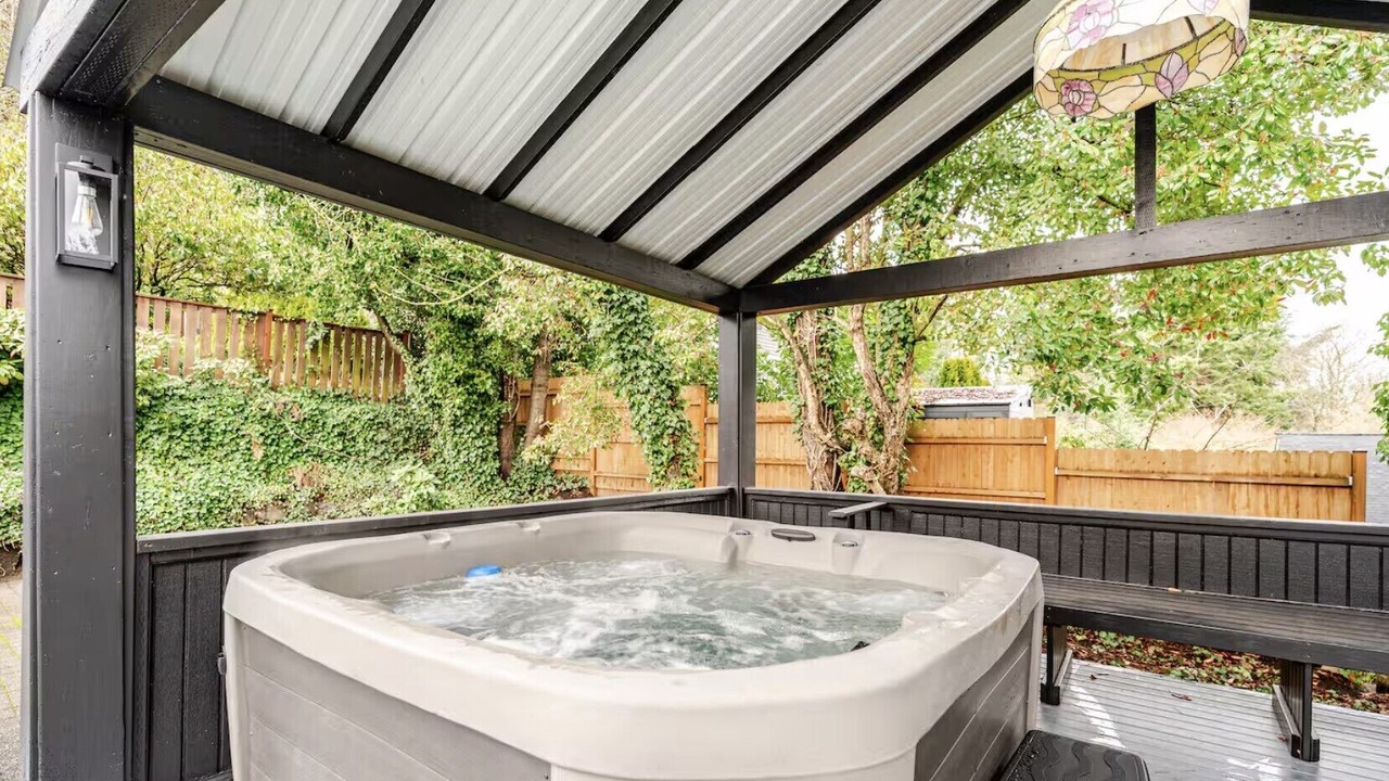 Photo of Outdoor in Inglewood-Finn Hill