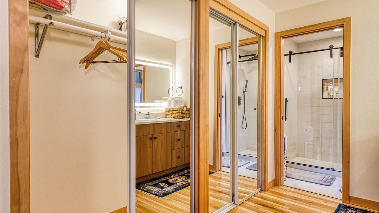 Photo of Bathroom in Inglewood-Finn Hill