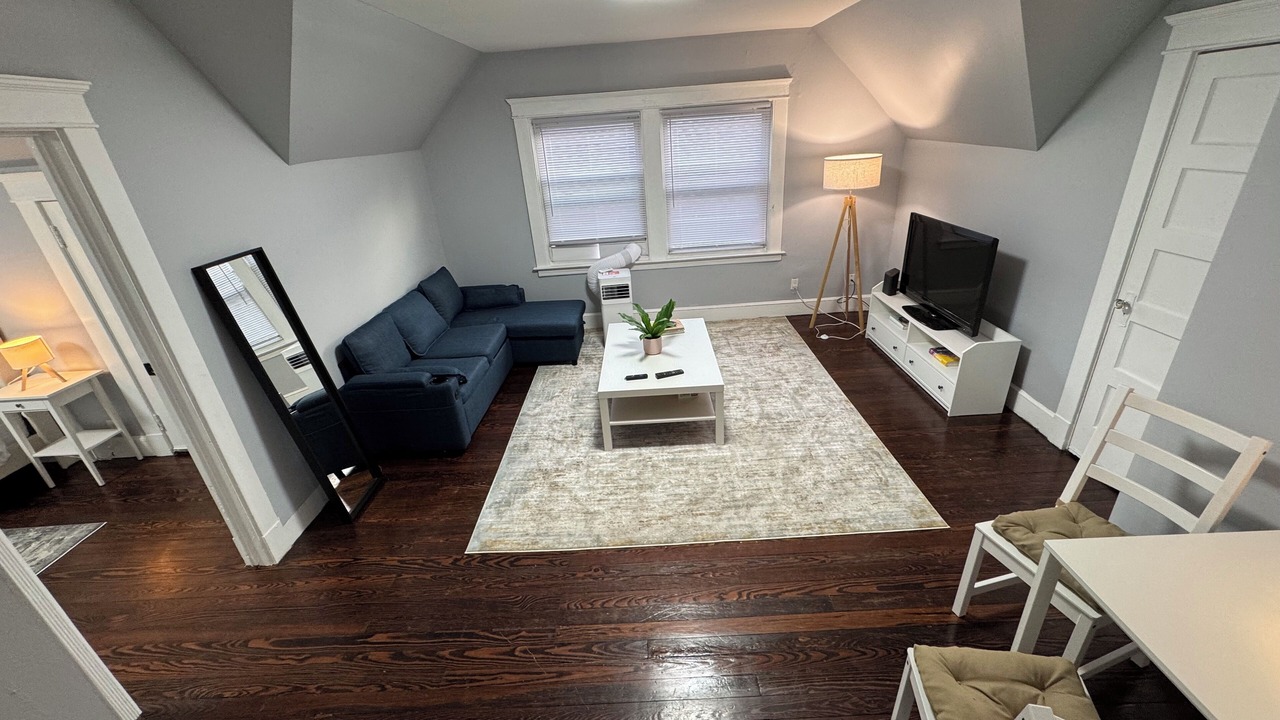 Photo of Livingroom in New Haven