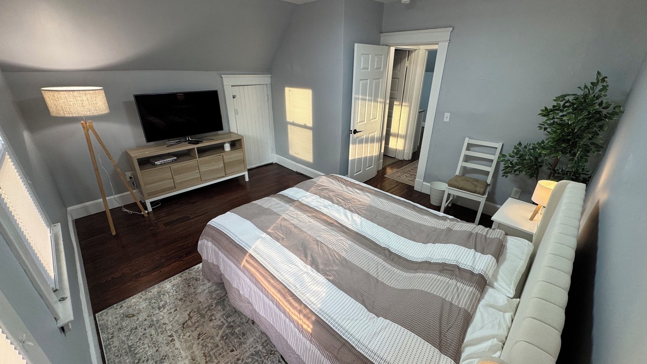 Photo of Bedroom in New Haven