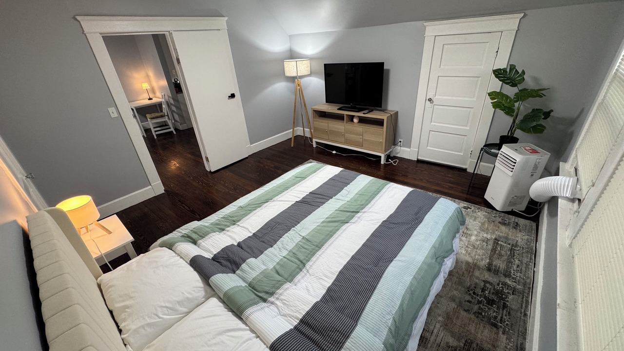 Photo of Bedroom in New Haven