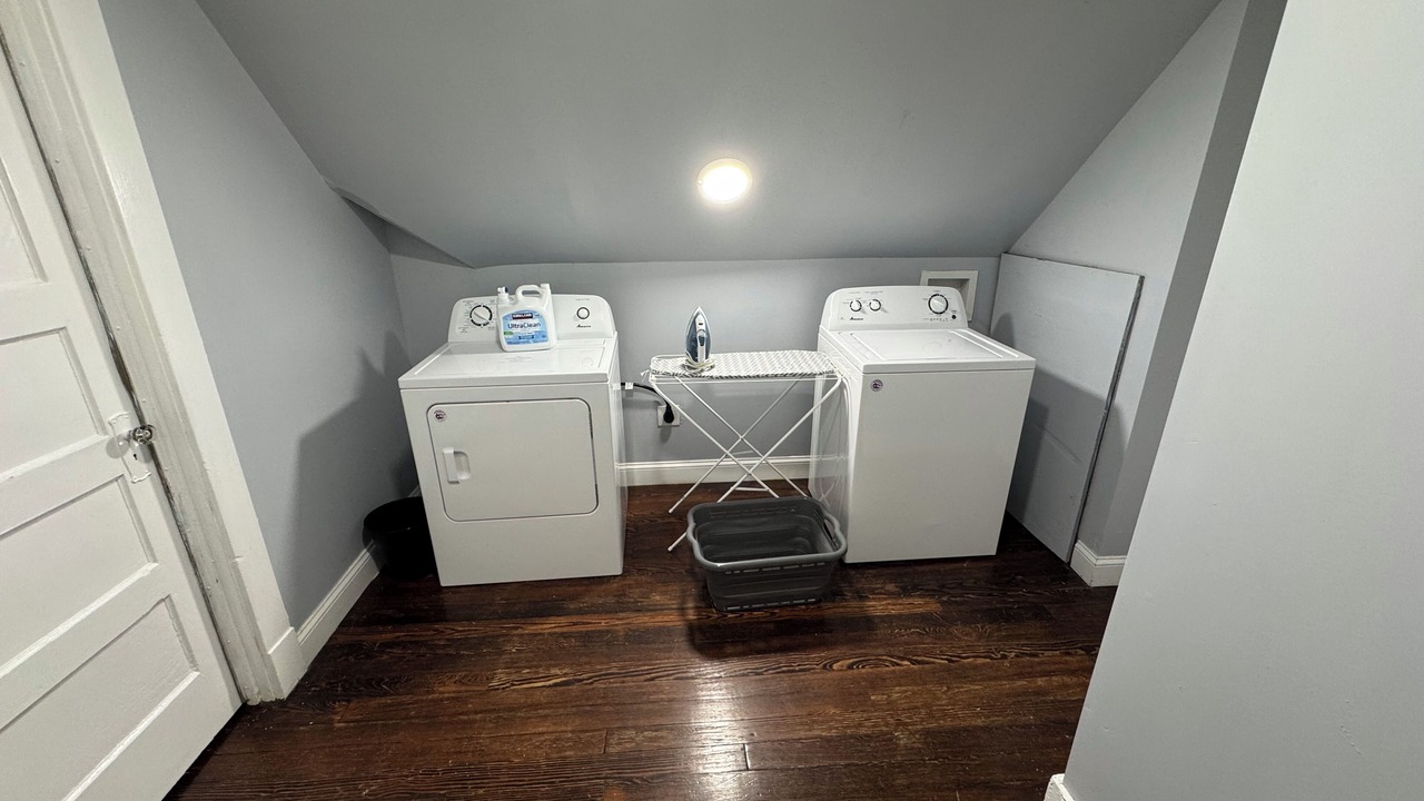 Photo of Others in New Haven