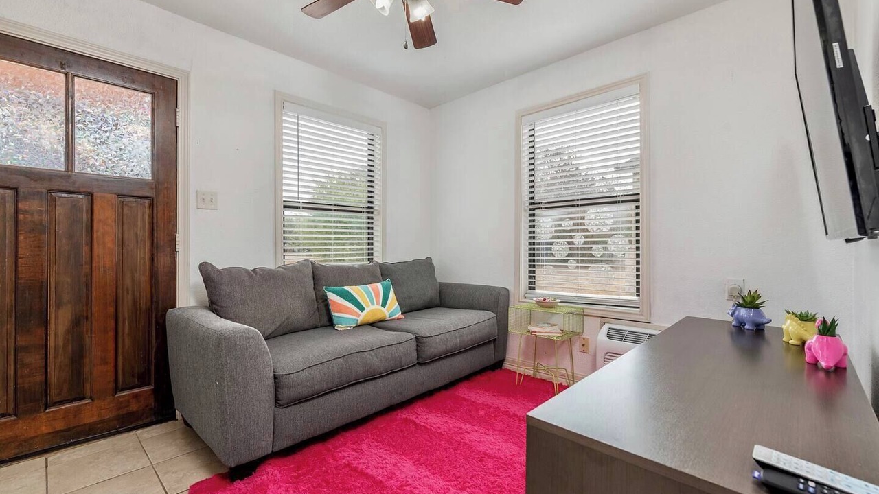 Photo of Livingroom in West Park