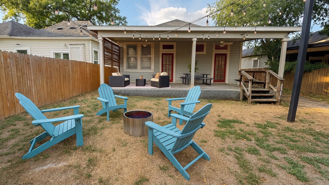 Photo of Patio Balcony in Eastside Promise Neighborhood