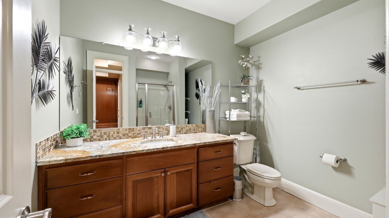 Photo of Bathroom in Sunnyside