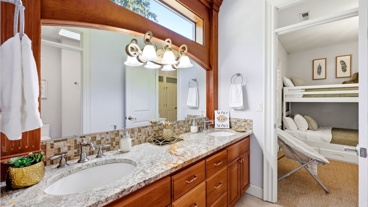 Photo of Bathroom in Sunnyside
