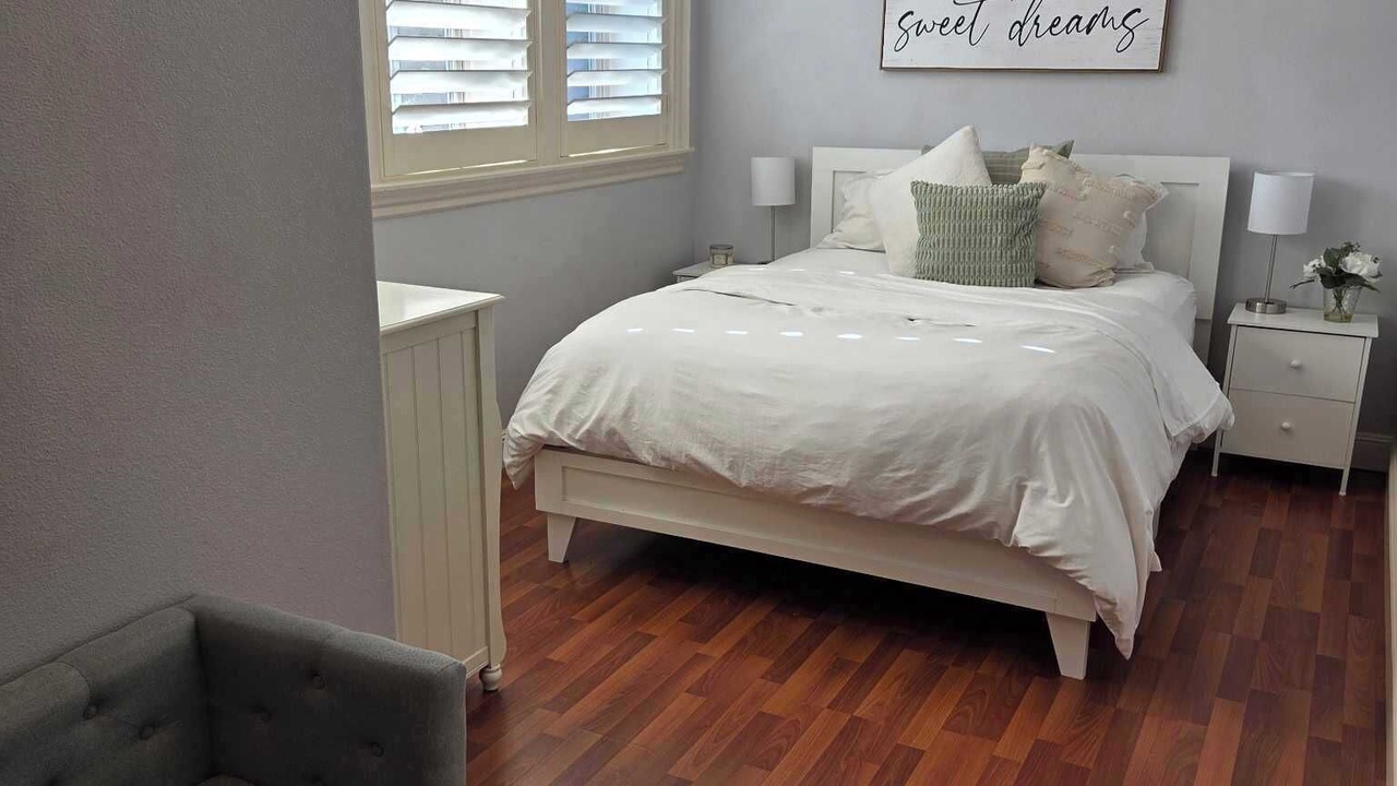 Photo of Others in Sunnyside