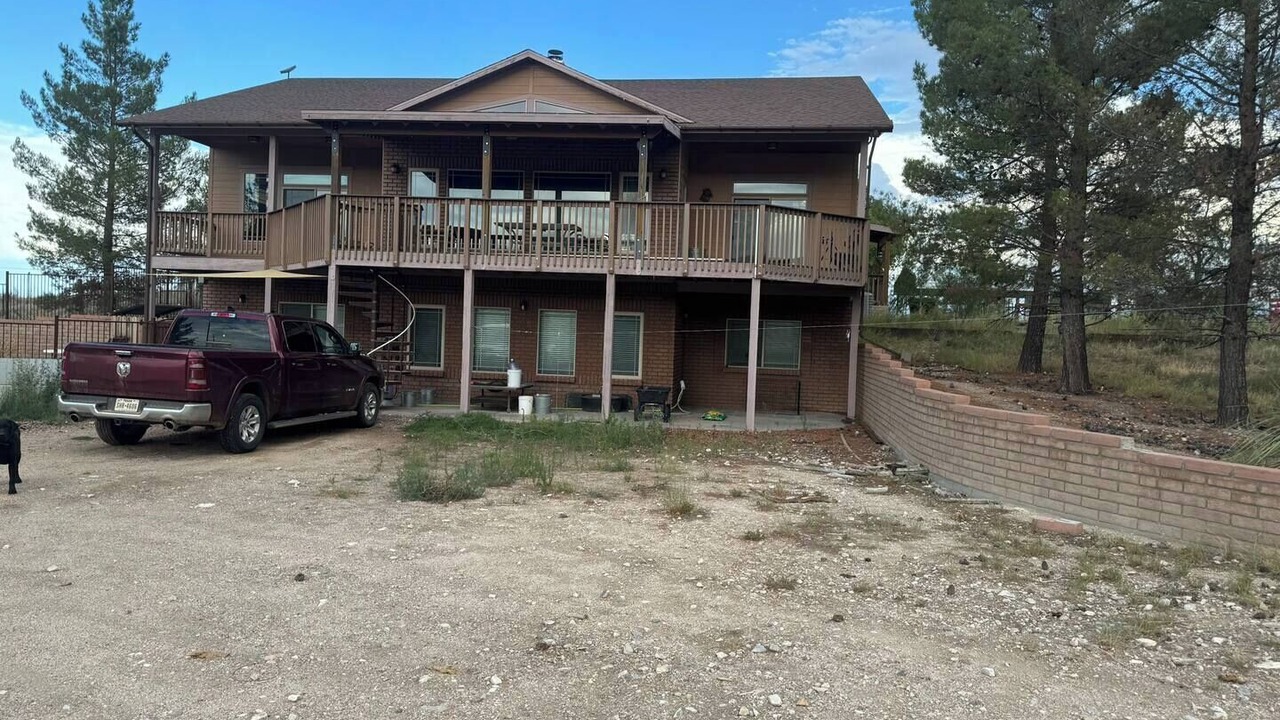 Photo of Outdoor in Pearce