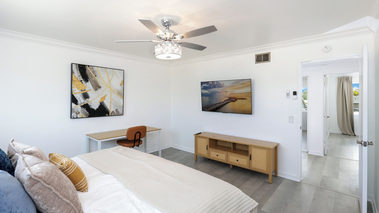 Photo of Bedroom in Canoga Park