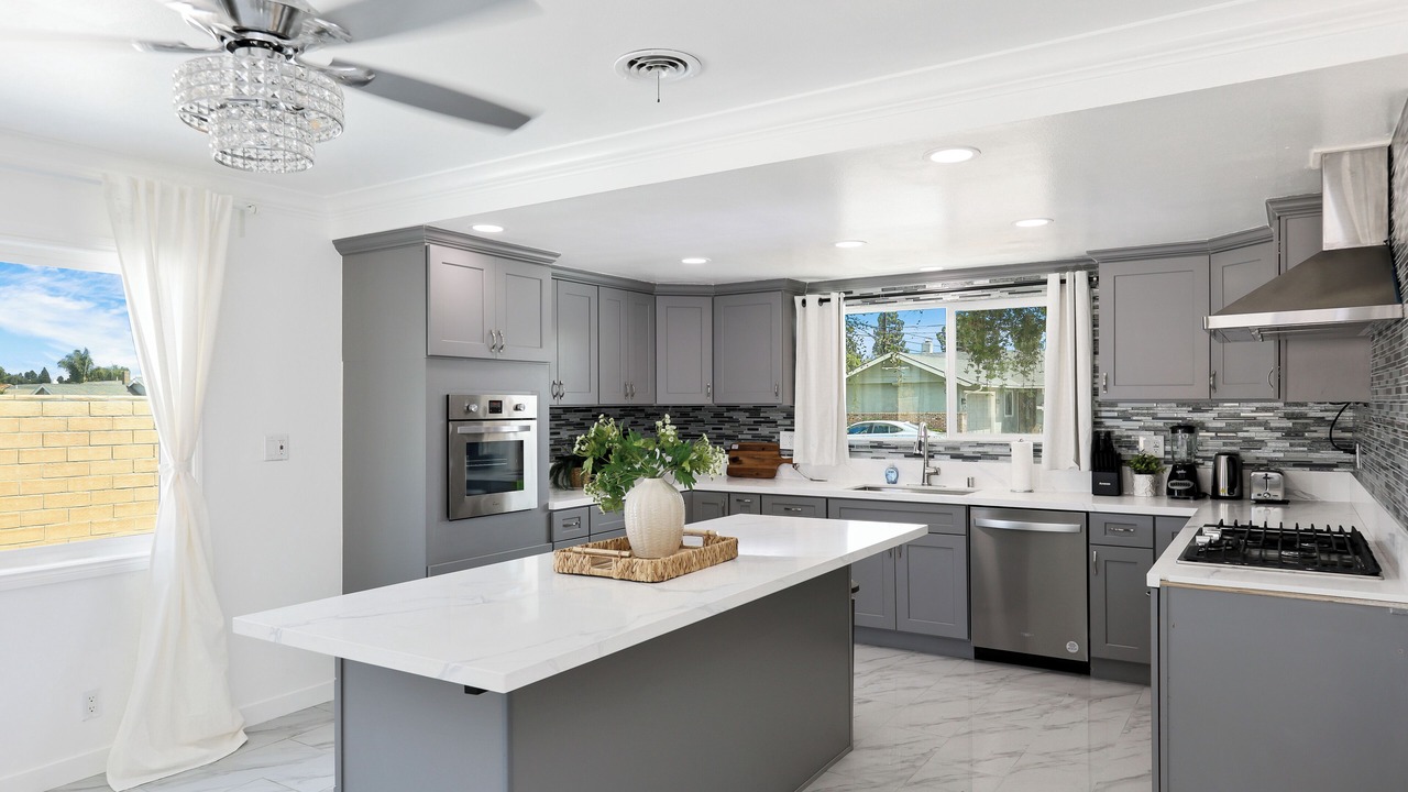 Photo of Kitchen in Canoga Park