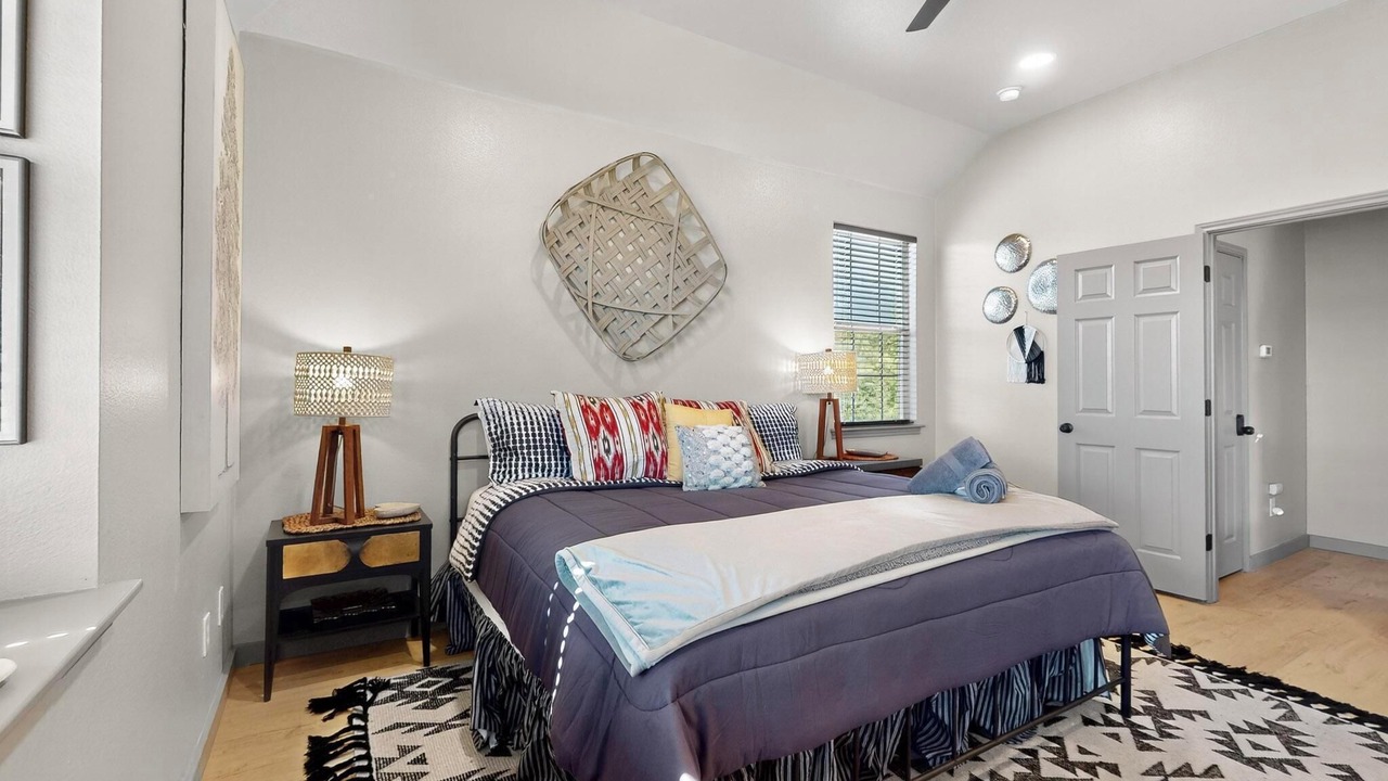 Photo of Bedroom in Apache Shores