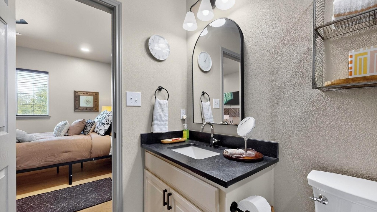 Photo of Bathroom in Apache Shores