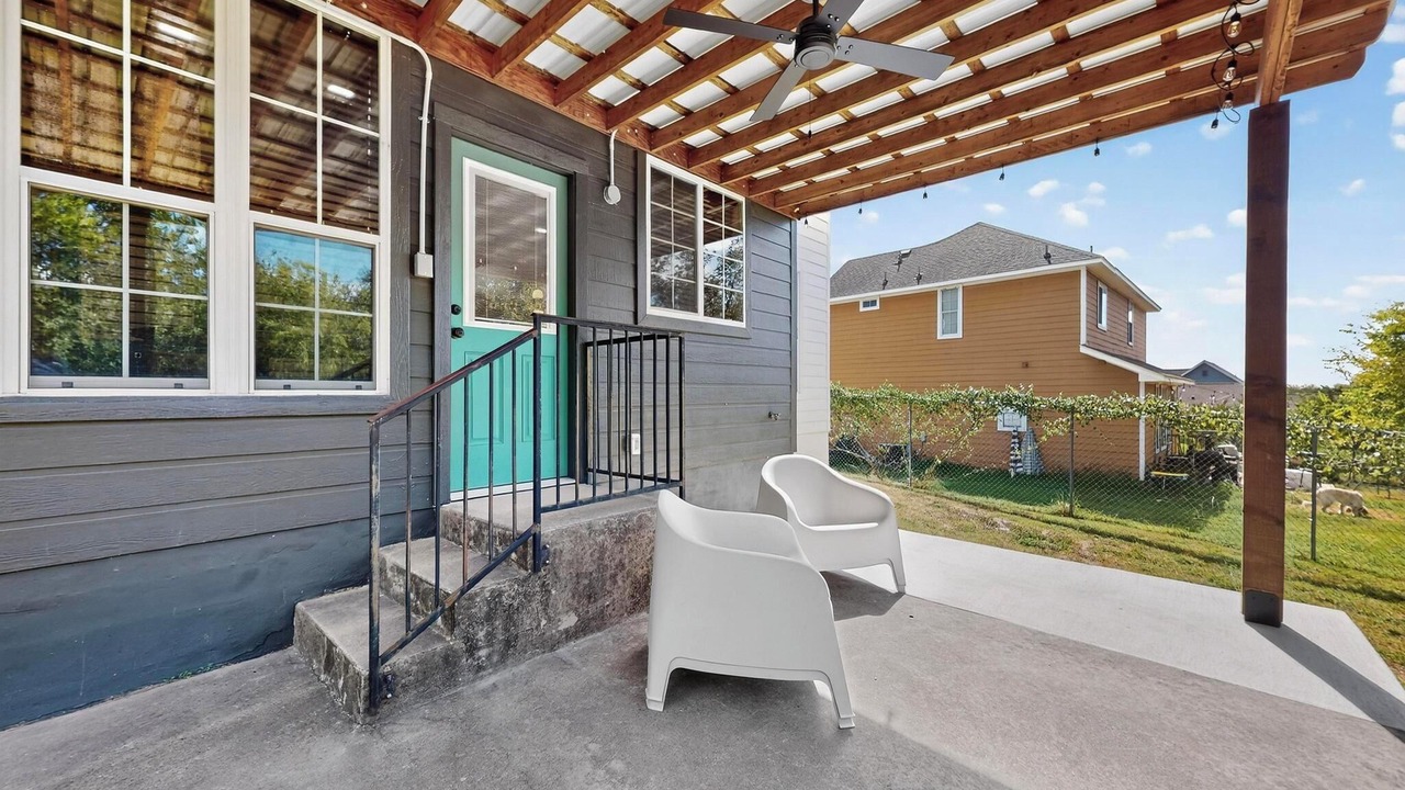 Photo of Outdoor in Apache Shores