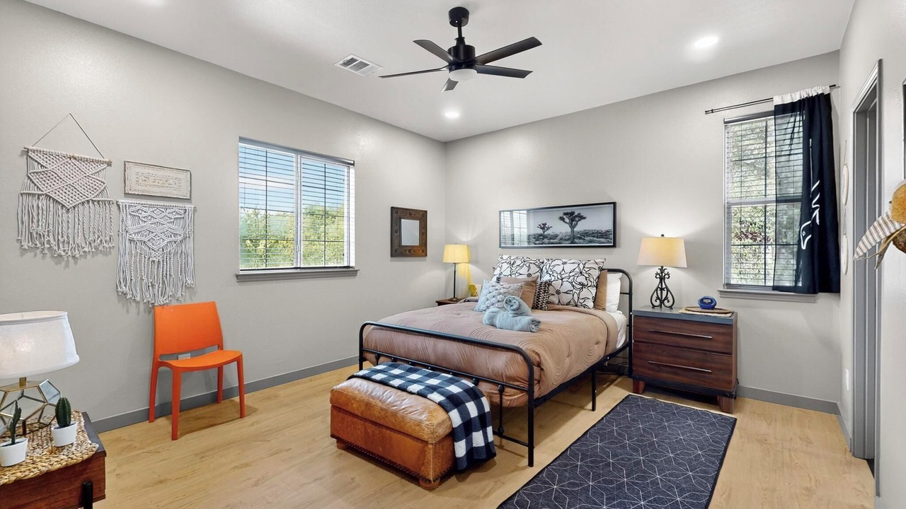 Photo of Bedroom in Apache Shores