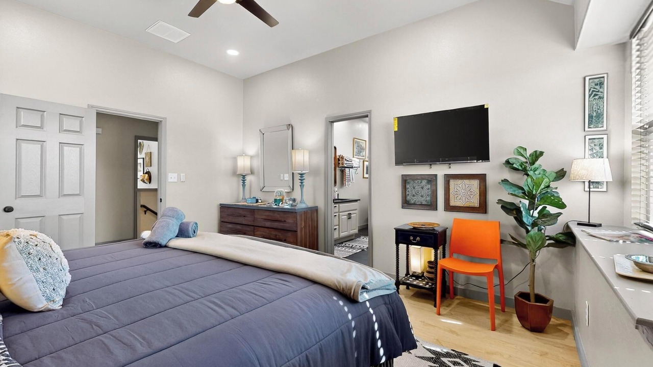 Photo of Bedroom in Apache Shores