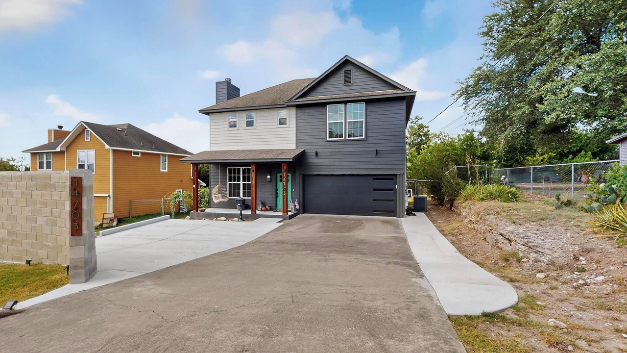 Photo of Outdoor in Apache Shores