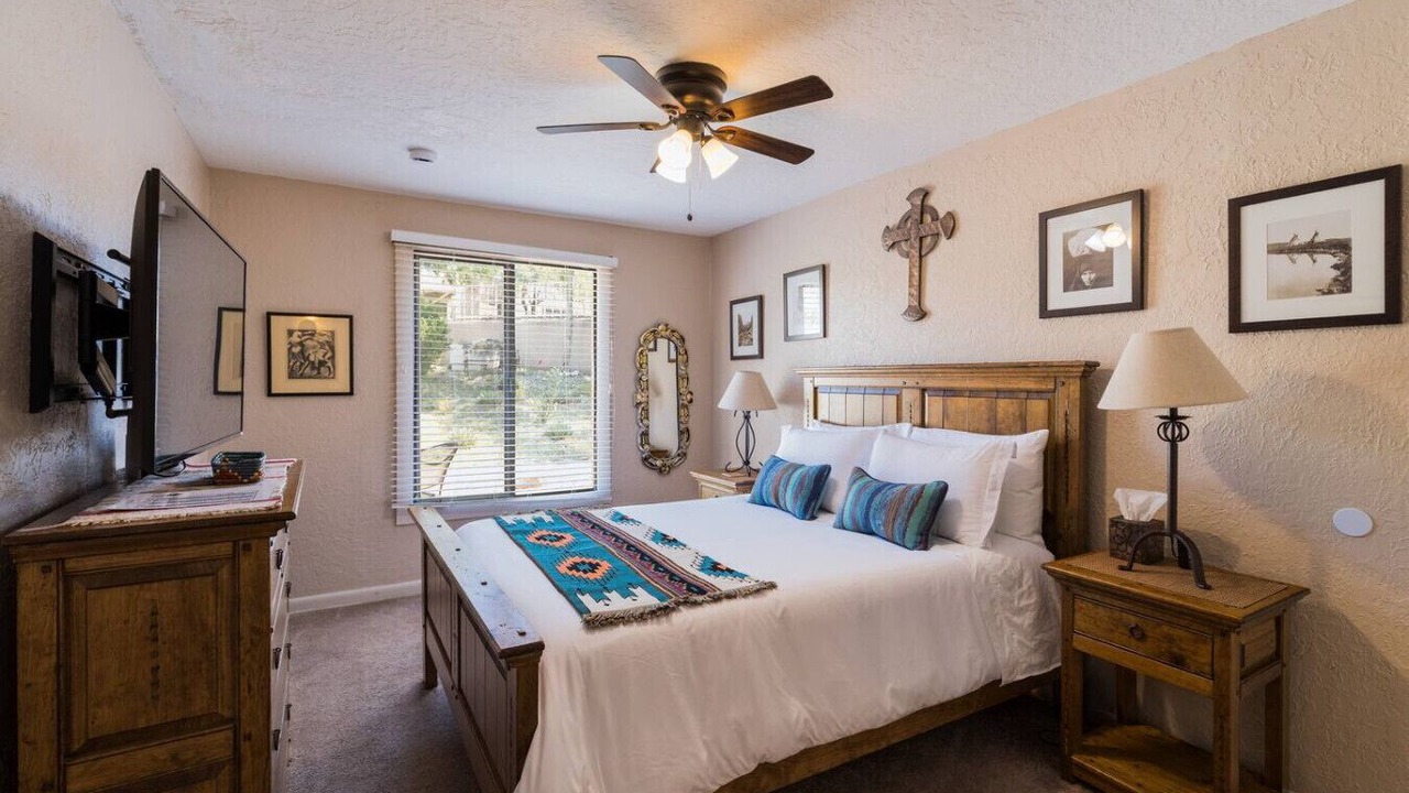 Photo of Bedroom in Northeast Santa Fe
