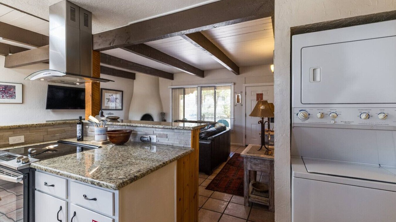 Photo of Kitchen in Northeast Santa Fe