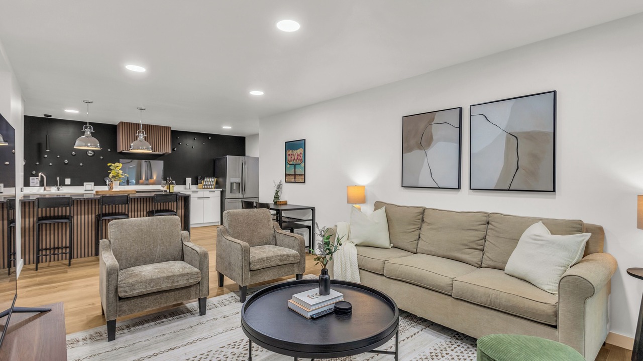 Photo of Livingroom in Northwest Dallas