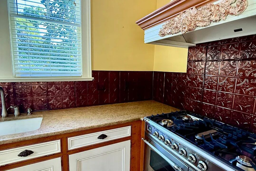 Photo of Kitchen in Summerville Historic District