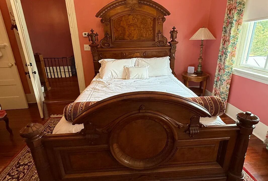 Photo of Bedroom in Summerville Historic District