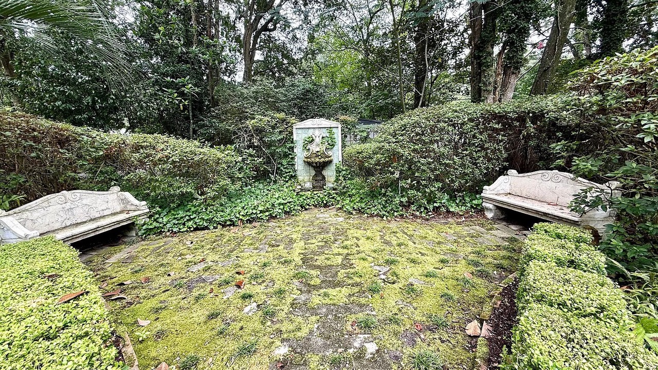 Photo of Outdoor in Summerville Historic District
