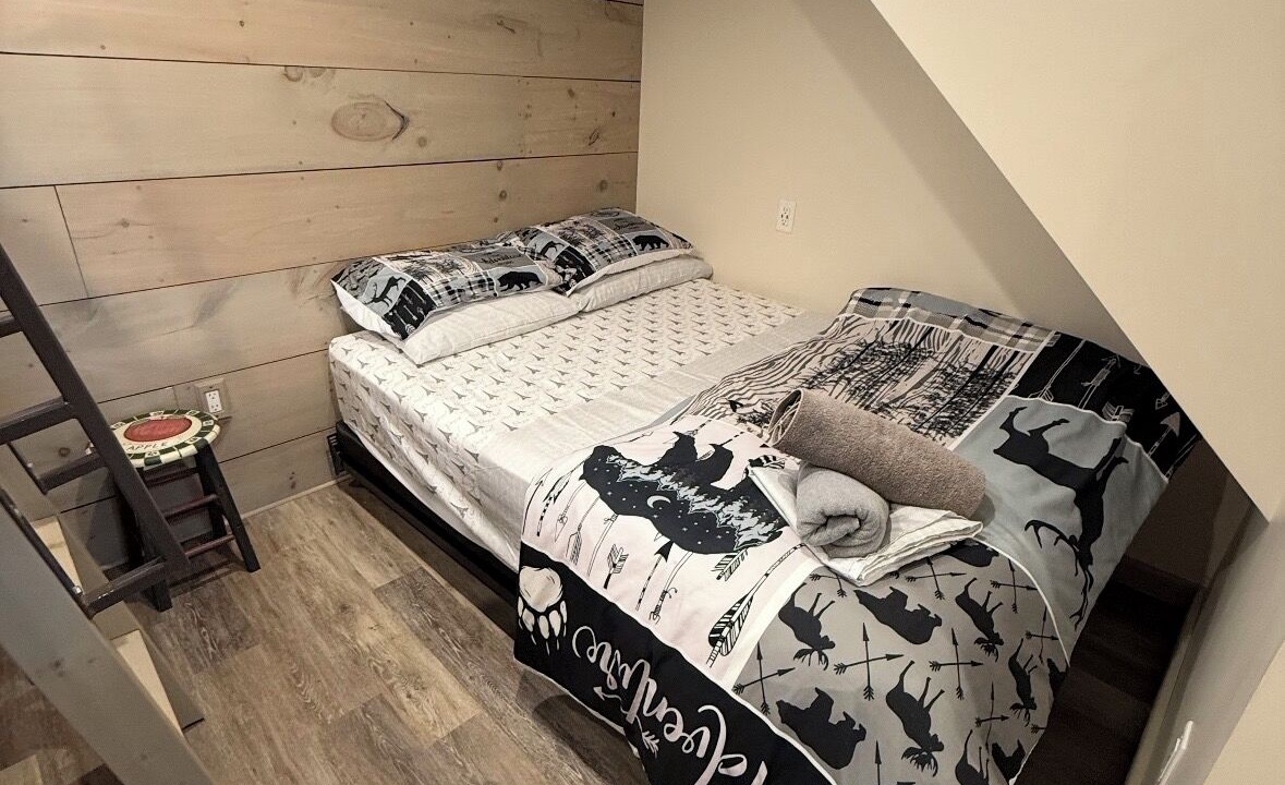 Photo of Bedroom in McMurrich/Monteith