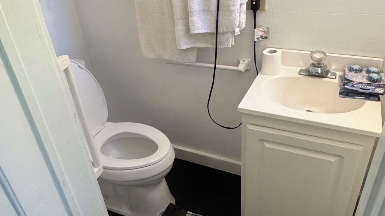 Photo of Bathroom in Old Lyme