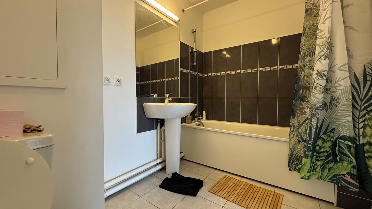Photo of Bathroom in Vitry-sur-Seine