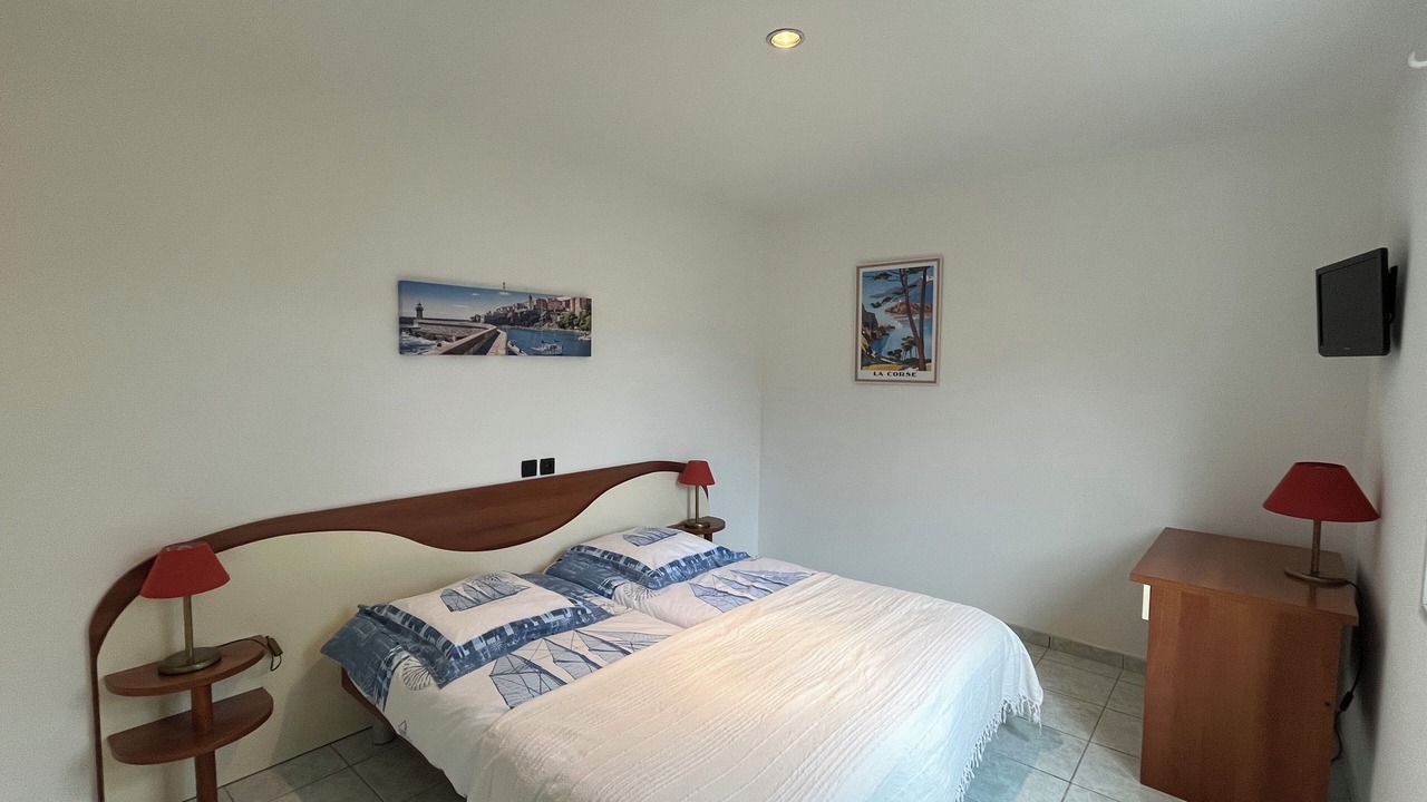 Photo of Bedroom in Aregno