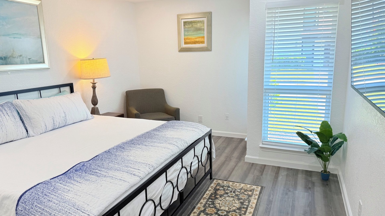 Photo of Bedroom in West Arlington