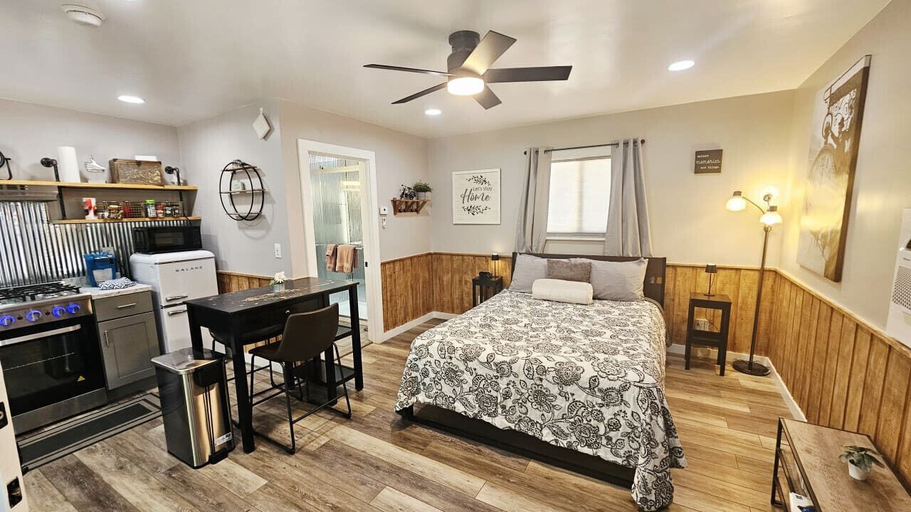 Photo of Bedroom in Glenwood Springs