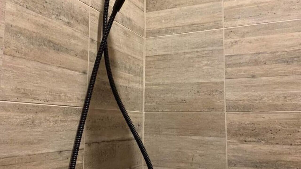 Photo of Bathroom in Silt