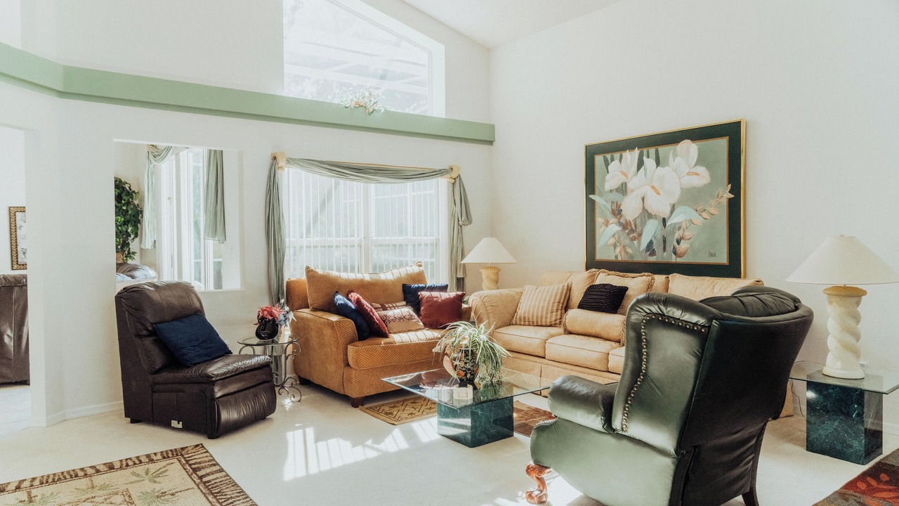 Photo of Livingroom in Lindfields