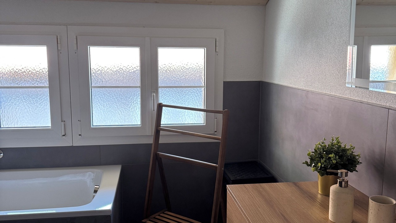 Photo of Bathroom in Gadmen