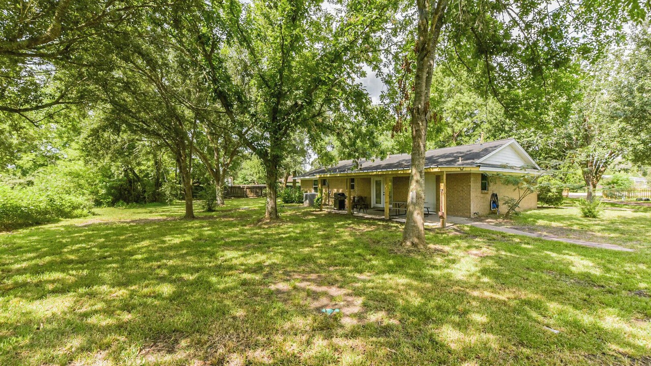 Photo of Outdoor in Alvin