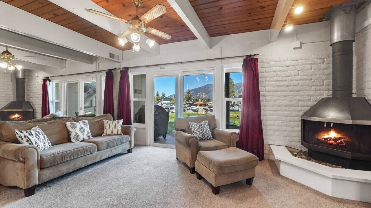 Photo of Bedroom in Tahoe Keys