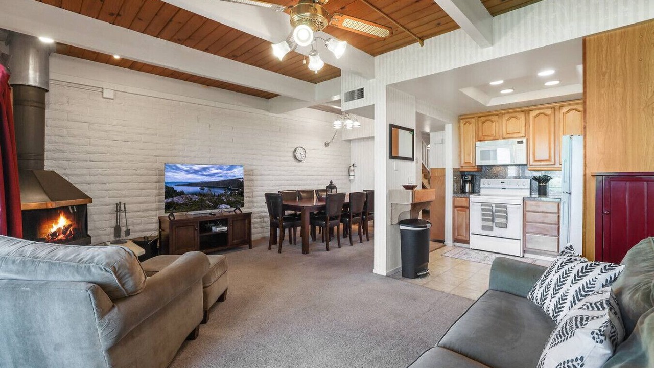Photo of Bedroom in Tahoe Keys